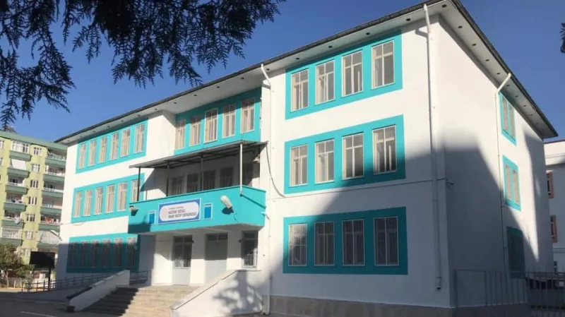 Diyarbakır Nazime Tatlıcı İmam Hatip Ortaokulu - Diyarbakır Ortaokulları