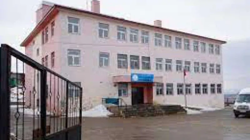 Diyarbakır Şehit Abdülselam Dikici İmam Hatip Ortaokulu - Diyarbakır Ortaokulları