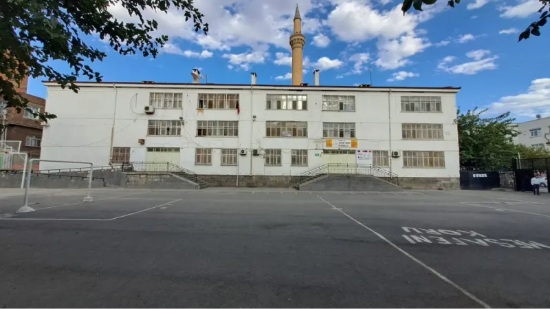 Diyarbakır Tevfik Fikret Ortaokulu - Diyarbakır Ortaokulları