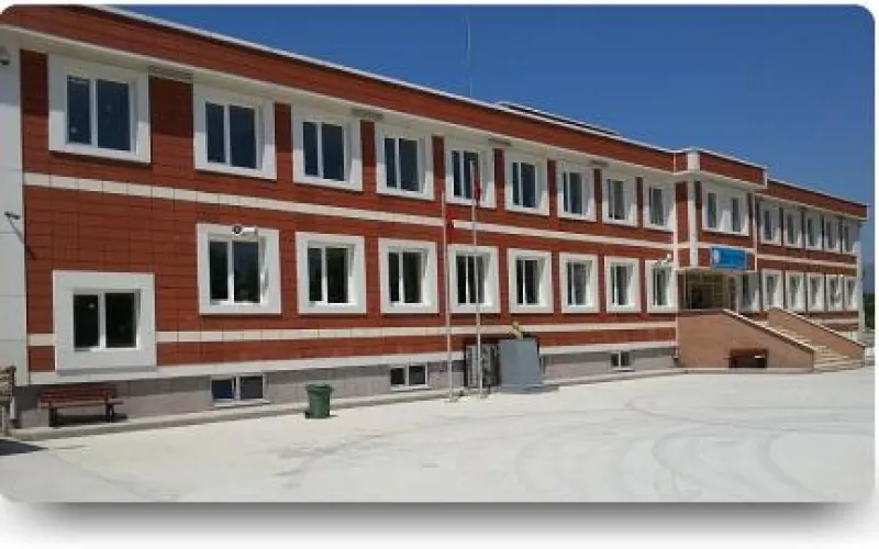 Düzce Şükran-Sedat Şenkardeşler Ortaokulu - Düzce Ortaokulları