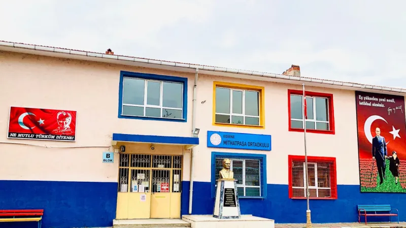 Edirne Mithatpaşa Ortaokulu - Edirne Ortaokulları