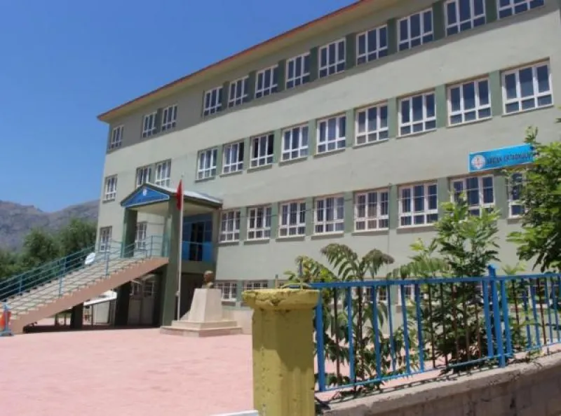 Arıcak Ortaokulu Fotoğrafı