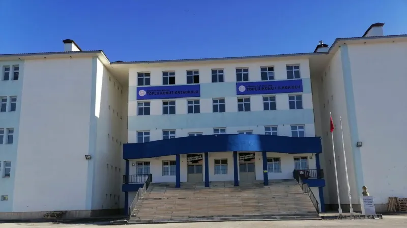 Toplu Konut Ortaokulu Fotoğrafı