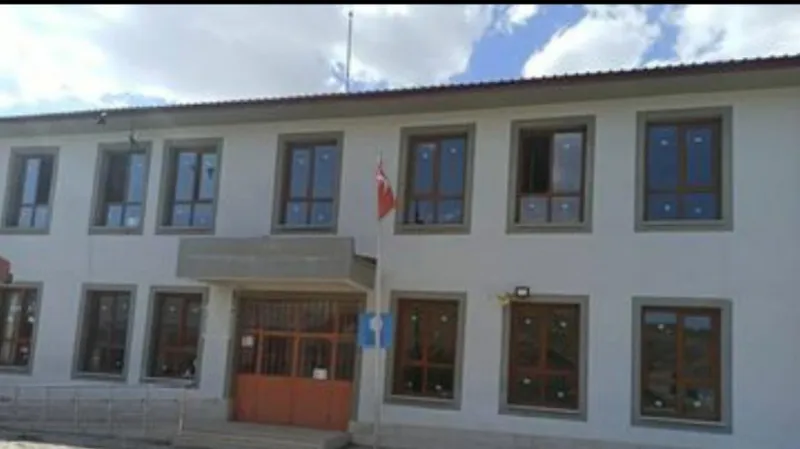 Yiğitler Ortaokulu Fotoğrafı