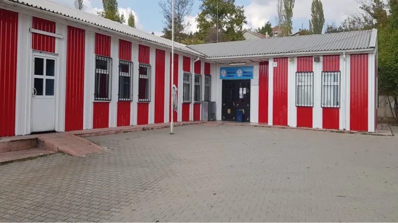 Gündüzler Ortaokulu Fotoğrafı