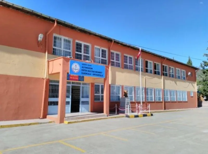 Gaziantep Altınüzüm Fatih Sultan Mehmet Ortaokulu - Gaziantep Ortaokulları