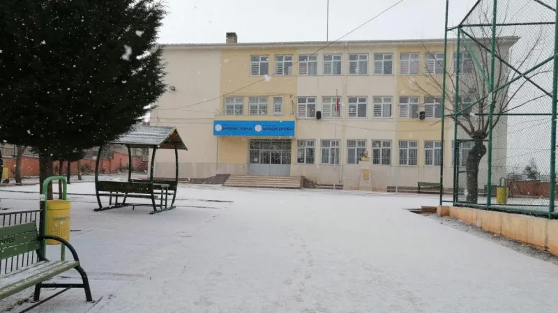 Gaziantep Sarıbaşak Ortaokulu - Gaziantep Ortaokulları