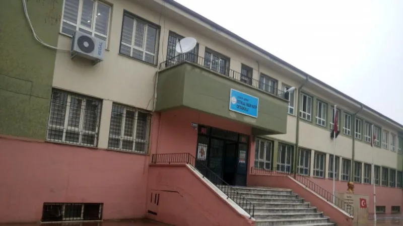 Gaziantep İstiklal İmam Hatip Ortaokulu - Gaziantep Ortaokulları