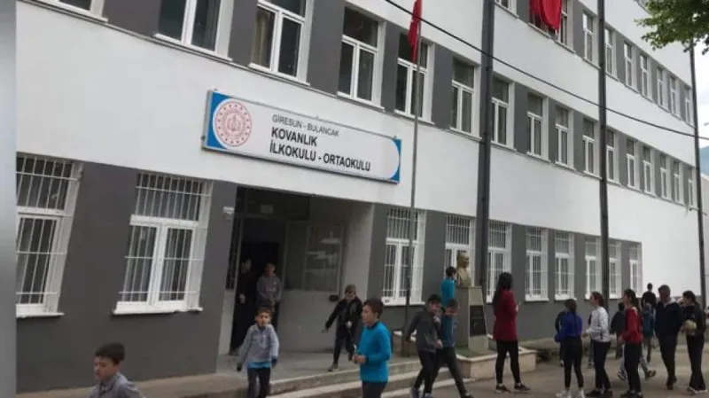 Giresun Kovanlık Ortaokulu - Giresun Ortaokulları