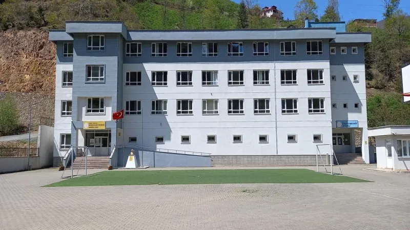Giresun Kovanlık İmam Hatip Ortaokulu - Giresun Ortaokulları