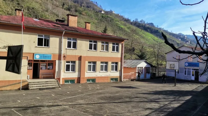 Giresun Sayca İmam Hatip Ortaokulu - Giresun Ortaokulları