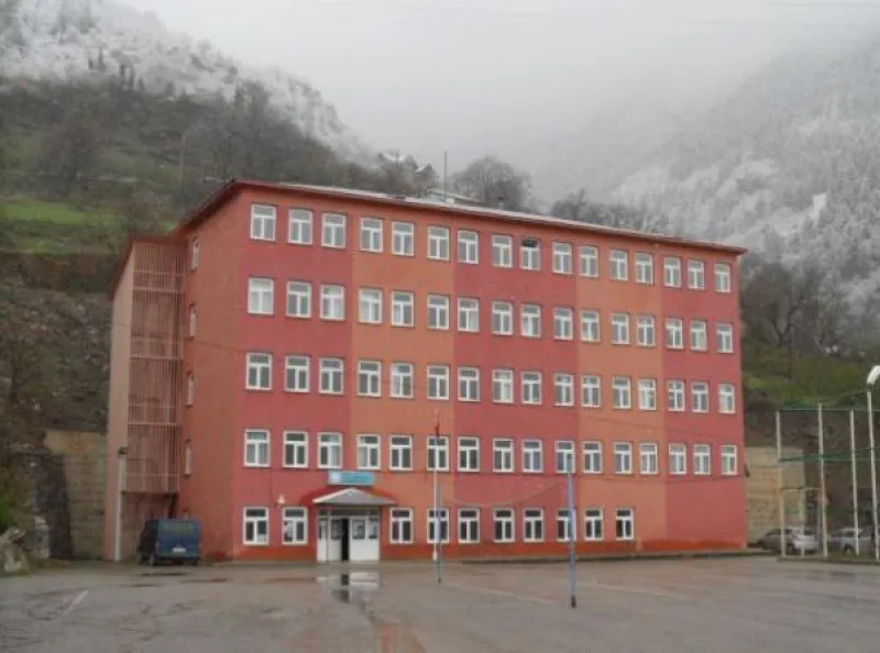 Gümüşhane 80. Yıl Cumhuriyet Ortaokulu - Gümüşhane Ortaokulları