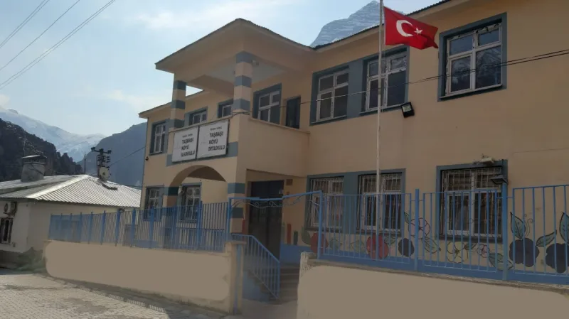 Hakkari Taşbaşı Köyü Ortaokulu - Hakkari Ortaokulları