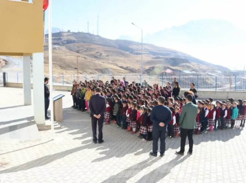 Hakkari Ahmedi Hani Ortaokulu - Hakkari Ortaokulları