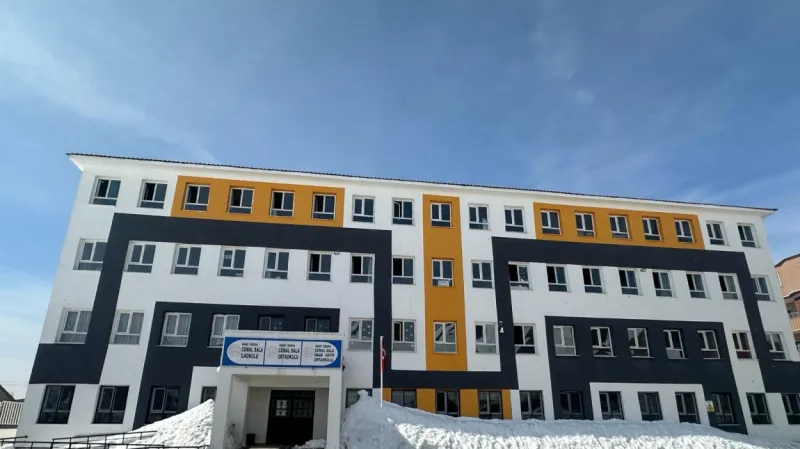 Hakkari Cemal Sala Ortaokulu - Hakkari Ortaokulları