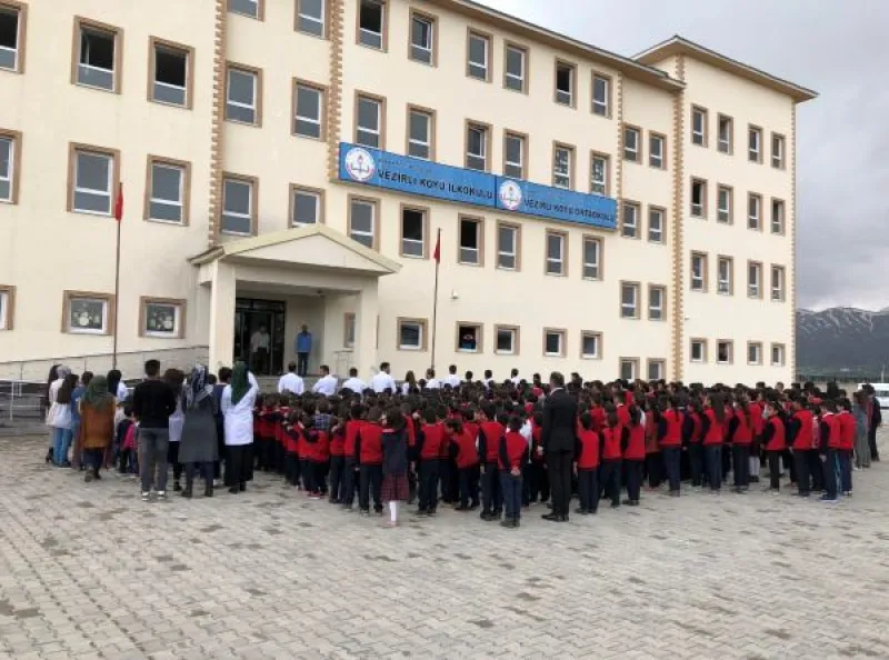 Hakkari Vezirli Köyü Ortaokulu - Hakkari Ortaokulları