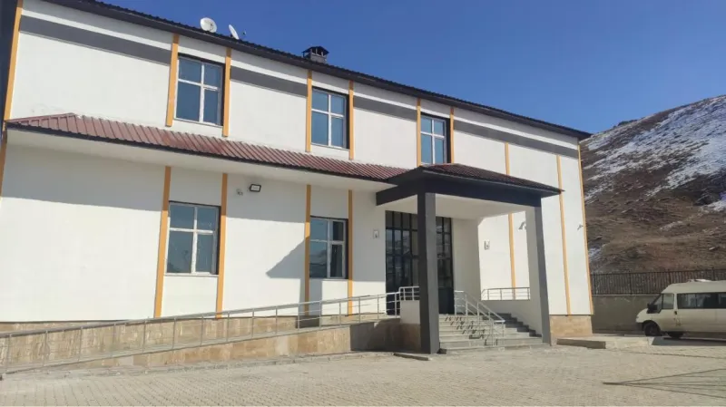 Hakkari Akçalı Köyü Ortaokulu - Hakkari Ortaokulları