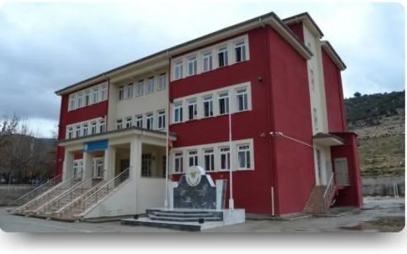 Isparta Büyükhacılar Ortaokulu - Isparta Ortaokulları