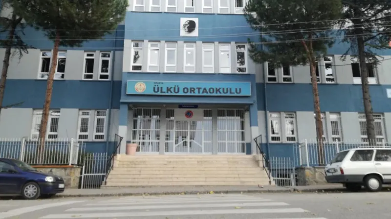Isparta Ülkü Ortaokulu - Isparta Ortaokulları