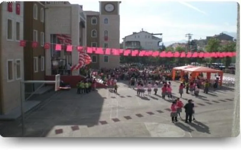 Isparta Yedişehitler Ortaokulu - Isparta Ortaokulları