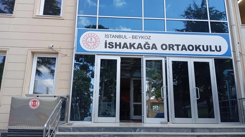 İstanbul İshakağa Ortaokulu - İstanbul Ortaokulları