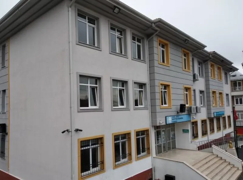 İstanbul Necip Fazıl Kısakürek İmam Hatip Ortaokulu - İstanbul Ortaokulları