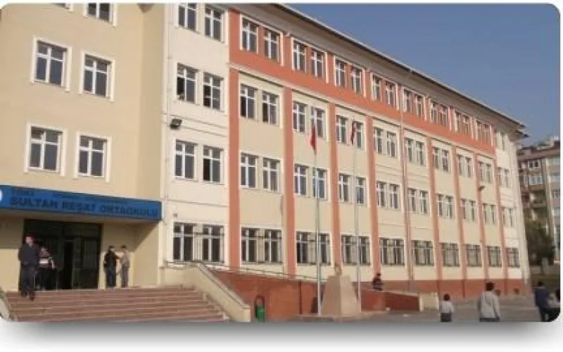 İstanbul Sultan Reşat Ortaokulu - İstanbul Ortaokulları