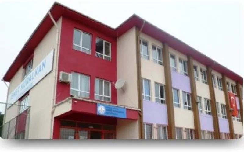 İstanbul İsmet Kuralkan Ortaokulu - İstanbul Ortaokulları