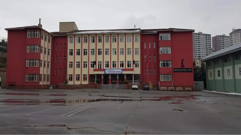 İstanbul Tezer Taşkıran Ortaokulu - İstanbul Ortaokulları