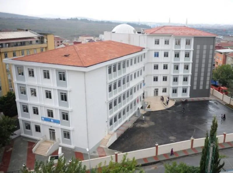 İstanbul Abdullah Tayyip Olçok İmam Hatip Ortaokulu - İstanbul Ortaokulları