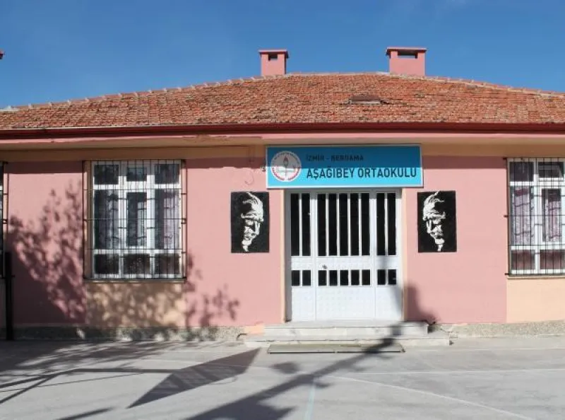 İzmir Aşağıbey Ortaokulu - İzmir Ortaokulları
