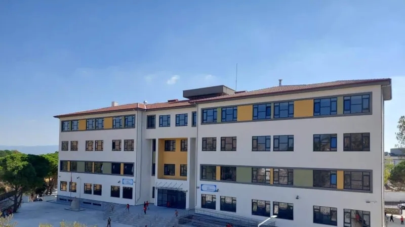 İzmir Gazi Ortaokulu - İzmir Ortaokulları