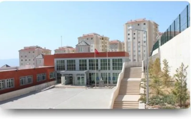 Buca Toki Turgut Özal Ortaokulu Fotoğrafı