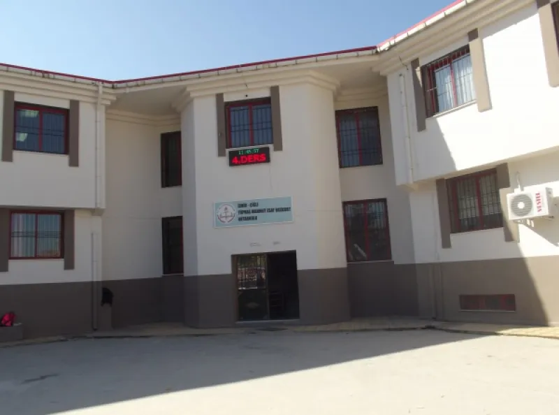 İzmir Tüpraş Mahmut Esat Bozkurt Ortaokulu - İzmir Ortaokulları