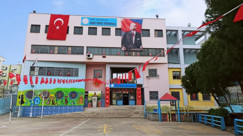 İzmir Şerif Remzi Ortaokulu - İzmir Ortaokulları