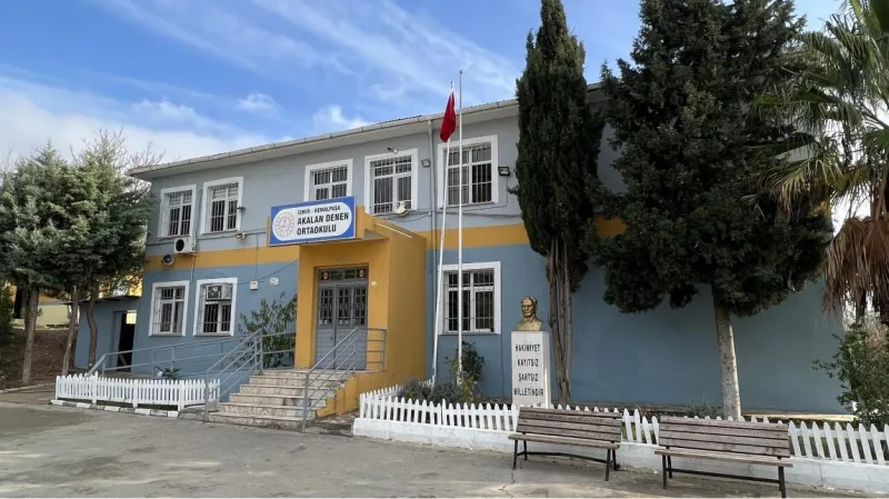 İzmir (Akalan) Denen Ortaokulu - İzmir Ortaokulları