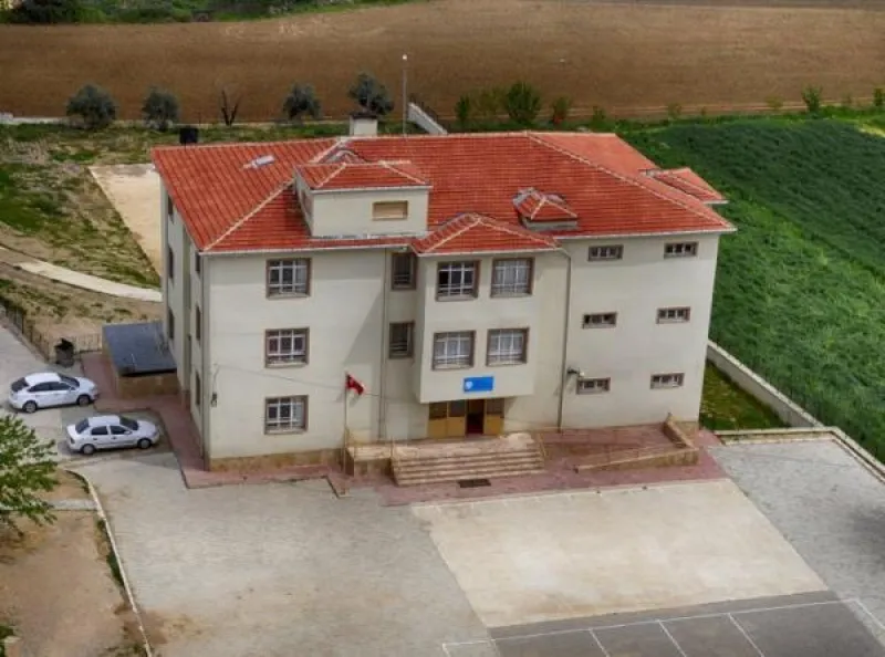 İzmir Haliller Ortaokulu - İzmir Ortaokulları