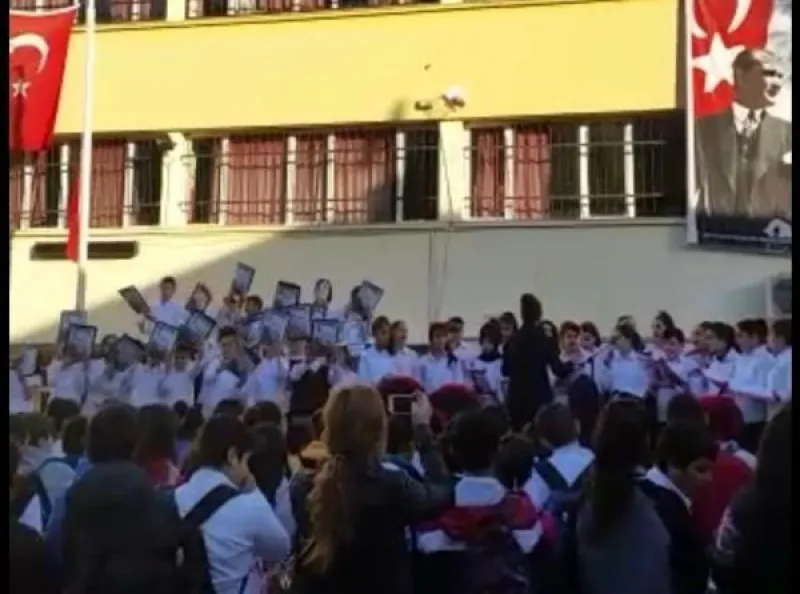 İzmir Şehit Fethibey Ortaokulu - İzmir Ortaokulları