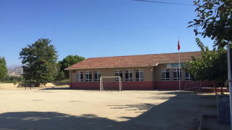 İzmir Çaylı Ortaokulu - İzmir Ortaokulları