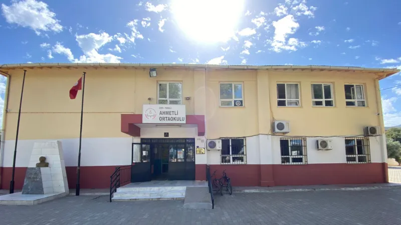 İzmir Ahmetli Ortaokulu - İzmir Ortaokulları