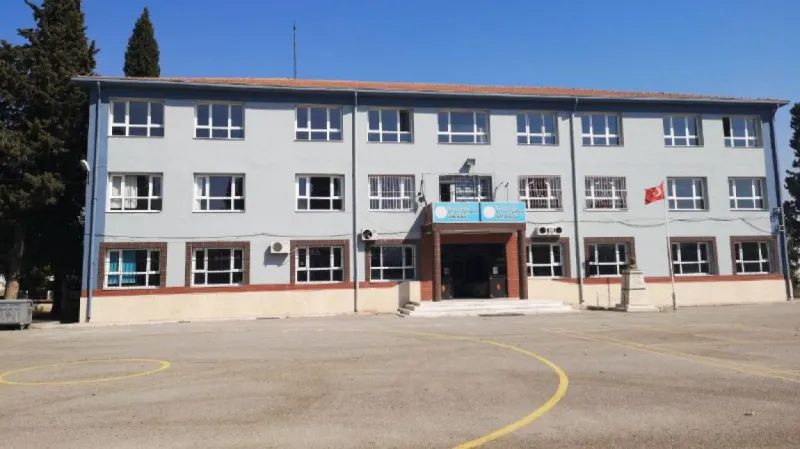 İzmir 80.Yıl Çaybaşı Ortaokulu - İzmir Ortaokulları