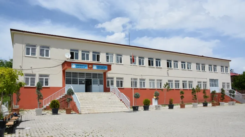 Kahramanmaraş Izgın Ortaokulu - Kahramanmaraş Ortaokulları