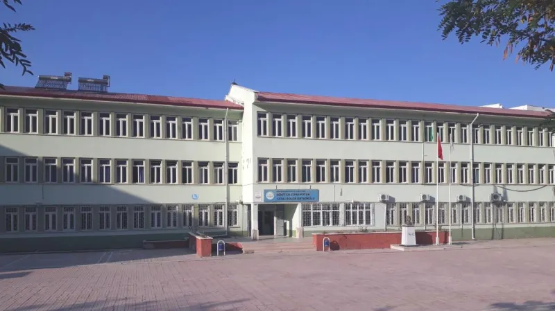 Kahramanmaraş Elbistan Şehit Er Cuma Potuk Yatılı Bölge Ortaokulu - Kahramanmaraş Ortaokulları