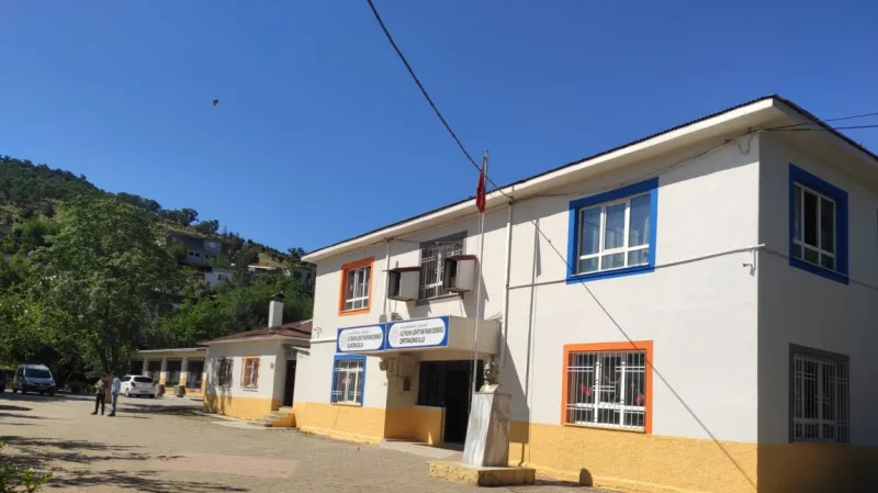 Kahramanmaraş Altınova Şehit Bayram Demirci Ortaokulu - Kahramanmaraş Ortaokulları