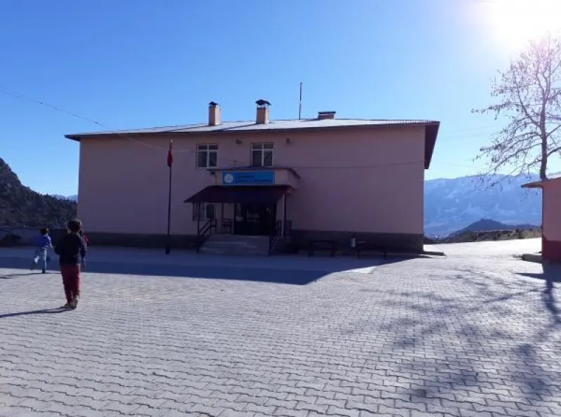 Çukurhisar Ortaokulu Fotoğrafı