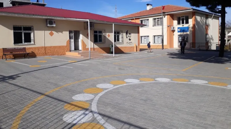 Kahramanmaraş Hasancıklı Erkunt Traktör Ortaokulu - Kahramanmaraş Ortaokulları