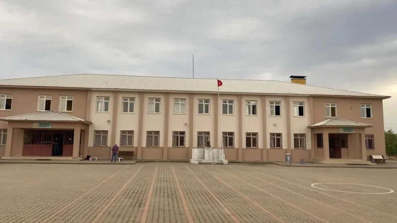 Kahramanmaraş Önsen Yeşilyurt  Ortaokulu - Kahramanmaraş Ortaokulları