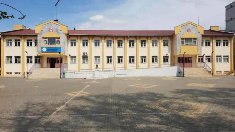 Kahramanmaraş Cumhuriyet Ortaokulu - Kahramanmaraş Ortaokulları