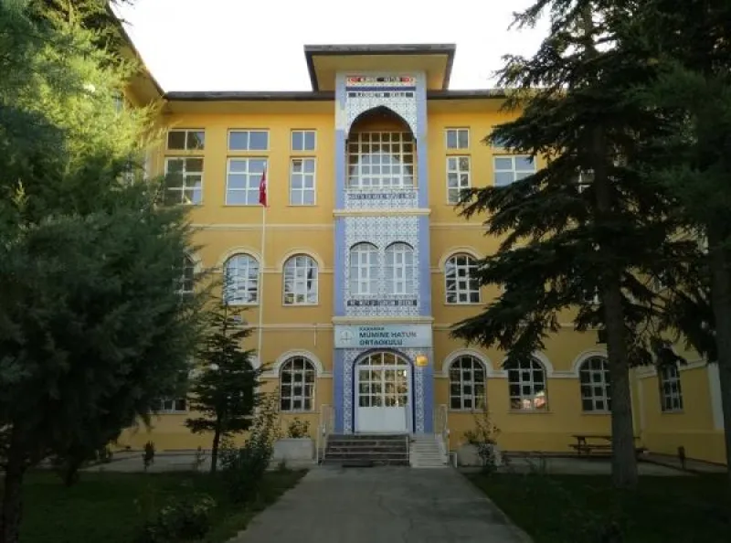 Karaman Mümine Hatun Ortaokulu - Karaman Ortaokulları