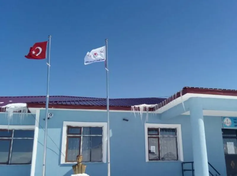 Kars Halefoğlu İmam Hatip Ortaokulu - Kars Ortaokulları